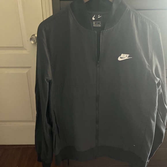 Nike Other - Men’s lightweight Nike jacket